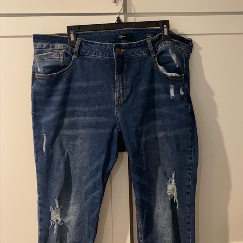 Women’s boyfriend jeans plus